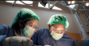 Rùng rợn nhân viên bệnh viện câu kết với băng nhóm tội phạm lấy trộm mắt của bệnh nhân