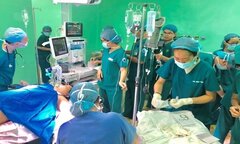 Cứu sản phụ băng huyết sau sinh mang nhóm máu hiếm