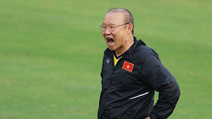 Nửa đêm công bố danh sách AFF Cup, nhiều người thấy HLV Park Hang Seo và Sơn Tùng MTP giống nhau