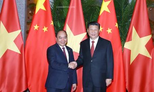 Thủ tướng Nguyễn Xuân Phúc hội kiến Tổng Bí thư, Chủ tịch nước Trung Quốc Tập Cận Bình