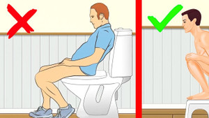 Video: Mách bạn tư thế ngồi bồn cầu chuẩn mực, tránh táo bón, ung thư