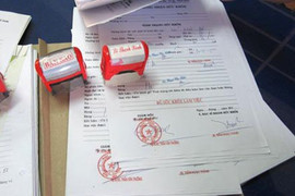 Phá đường dây làm con dấu giả ở Đắk Lắk