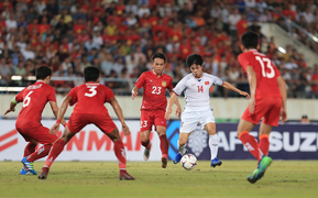 Công Phượng, Quang Hải ghi siêu phẩm, tuyển Việt Nam thắng đậm Lào