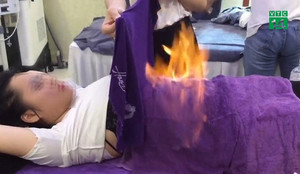 Giảm béo bằng cách quấn khăn đốt lửa: Chuyên gia cảnh báo rùng mình