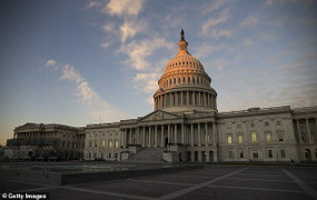 Chiến thắng vang dội vào Hạ viện, nghị sỹ Mỹ lo không đủ tiền thuê nhà ở Washington