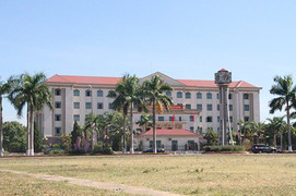 Vắng họp không lý do, 2 chủ tịch huyện ở Hà Tĩnh bị phê bình