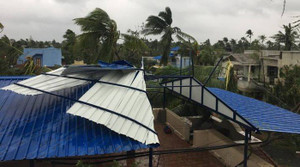 Lốc xoáy nhiệt đới Gaja càn quét Ấn Độ: Ít nhất 40 người chết, 80.000 người mắc kẹt