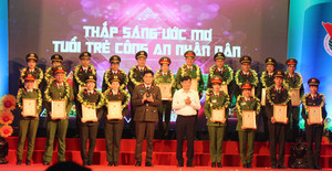 Vinh danh nhà giáo trẻ, sinh viên công an tiêu biểu cấp Bộ Công an