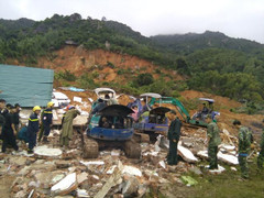 17 người chết và mất tích, sạt lở, lũ quét vẫn đe dọa cuộc sống người dân Khánh Hòa