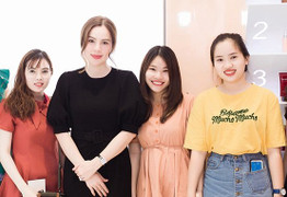 Hoa hậu Phương Lê lần đầu họp fan, chia sẻ bí quyết làm đẹp