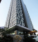 Cổ phiếu Vinaconex phập phù dù được nhiều đại gia săn đón