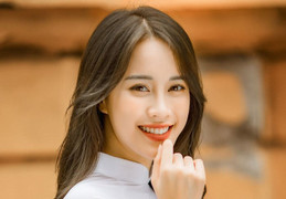 Á khôi Sinh viên Việt Nam đẹp mê hồn trong ảnh kỷ yếu chia tay giảng đường