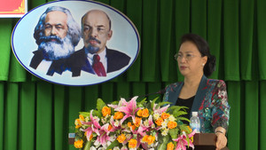 Đổi 100 USD bị phạt 90 triệu đồng: Chủ tịch Quốc hội trả lời cử tri Cần Thơ