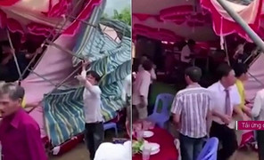 Clip: Bão số 9 cuốn phăng rạp cưới trong 10 giây, hàng trăm người chạy tán loạn