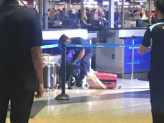 Nói có bom trong hành lý, hai nữ hành khách người Việt bị cảnh sát Malaysia tạm giữ