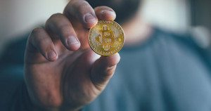 Giá Bitcoin hôm nay 27/11: Tiếp tục xuyên thủng đáy, đầu tư Bitcoin đã hết thời?