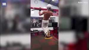 Cụ ông 73 tuổi khiến hàng triệu cô gái 'rung động'