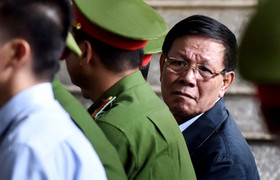 Ông Phan Văn Vĩnh bị suy tim, phải nhập viện trước ngày tuyên án