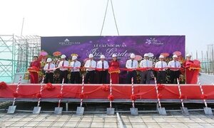 Cất nóc trước 4 tháng, tòa nhà CT3 - Dự án Iris Garden khẳng định uy tín và cam kết với khách hàng
