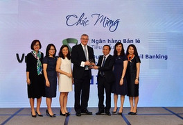 Vietcombank nhận giải thưởng 'Ngân hàng bán lẻ tiêu biểu' năm 2018