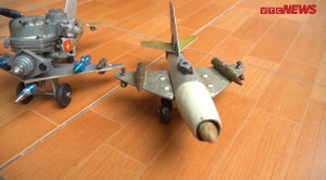 Video: Ngắm bộ sưu tập chiến đấu cơ mini làm từ xác máy bay Mỹ, phế liệu của lão nông Hà Nội