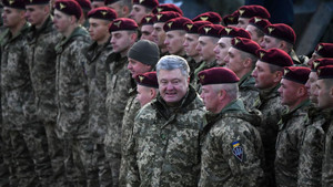 Ukraine cấm nam giới Nga trong độ tuổi 16-60 nhập cảnh