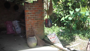 Người đàn ông không mặc quần áo đột nhập nhà dân lúc nửa đêm ở Vĩnh Long