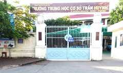 Xúc phạm thầy giáo vì chiếc quần short của con gái: Yêu cầu phụ huynh xin lỗi