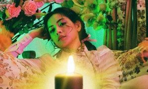 Lộ hình ảnh trong tư thế nhạy cảm của Chi Pu được cho là bị cắt khỏi MV 16+