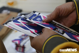 VNPost tiếp tục 'bao thầu' chuyển phát vé chung kết Việt Nam vs Malaysia