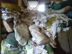 Hoảng hồn với quy trình sản xuất giấy ăn bẩn, chứa đầy mối nguy với sức khỏe