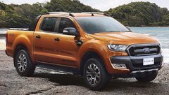 Mẫu 'vua bán tải' Ranger khuấy động thị trường cuối năm, doanh số của Ford vẫn đi xuống