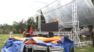 Quê nhà Quang Hải tất bật chuẩn bị xem chung kết Malaysia vs Việt Nam