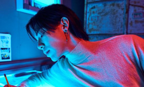 Fan lo lắng khi Erik gặp tai nạn đổ máu trên phim trường