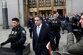 Cựu luật sư của ông Trump bị tuyên án 3 năm tù, tự trách bản thân 'trung thành mù quáng'