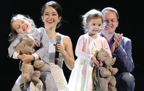 Hồng Nhung: 'Không còn là vợ chồng, mối quan hệ làm sao có thể bình thường được'