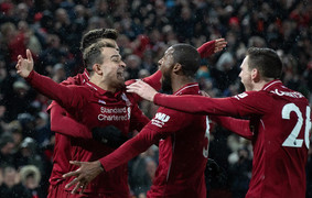 Liverpool hạ MU 3-1, chiếm lại ngôi đầu Ngoại Hạng Anh