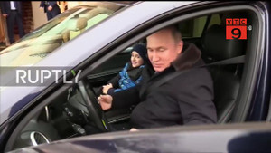 Clip: Nhân vật đặc biệt được ông Putin đích thân lái xe chở ra sân bay