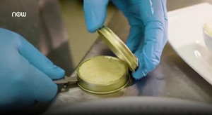 Có gì trong hộp trứng cá giá 2,6 tỷ đồng, đắt hơn siêu xe Porsche 911?