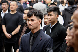 NSƯT Xuân Bắc nhắn NSND Anh Tú: 'Em chỉ nghĩ anh đi mươi ngày rồi sẽ quay lại Nhà hát làm việc'