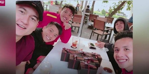 Cầu thủ tuyển Việt Nam đón Noel sớm trước trận giao hữu với Triều Tiên