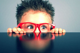 Cách trả lời khéo léo trước câu hỏi 'oái ăm' của trẻ nhỏ