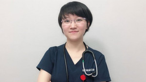 Ba năm quần quật học bác sĩ nội trú của cô gái trẻ