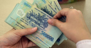 Choáng với mức thưởng Tết 2019 tiền tỷ ở TP.HCM