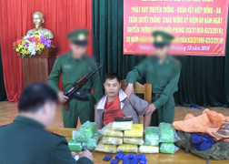 Người đàn ông Lào mang 50.000 viên ma túy vào Việt Nam tiêu thụ