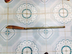 Bắt kẻ cầm dao xông vào trụ sở ủy ban phường tìm lãnh đạo