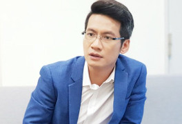 BTV 'Bản tin Thời sự 19h' của VTV tiết lộ vợ và 2 con gái