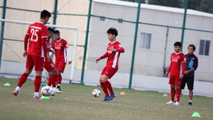 Tuyển Việt Nam cười thả ga trong buổi tập đầu tại Qatar