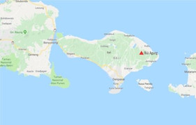 Núi lửa trên đảo du lịch Bali bất ngờ 'thức giấc'