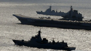 Tướng Trung Quốc kêu gọi đánh chìm 2 tàu sân bay Mỹ trên Biển Đông, gây thương vong 10.000 người